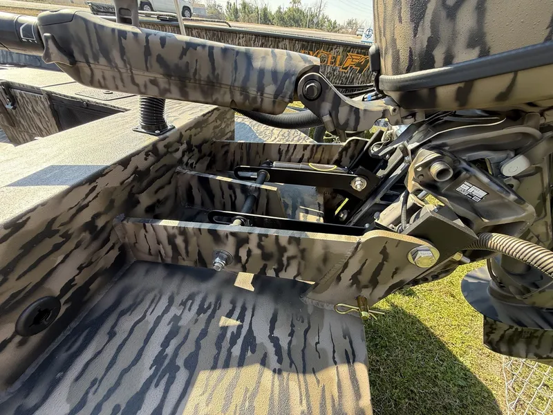 Slide: The Image of Excel 1751 Viper F4 2026 - 3