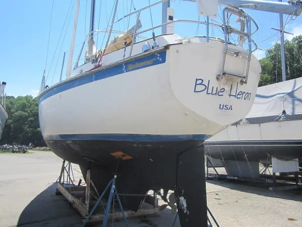Slide: The Image of Endeavour 37 Ketch 1977 - 3
