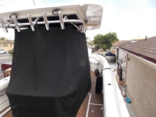 Slide: The Image of Boston Whaler 320 Outrage 2006 - 8