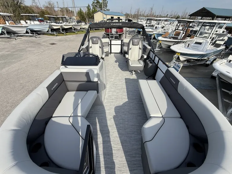 Slide: The Image of Viaggio Lago V-U 20 2026 - 12