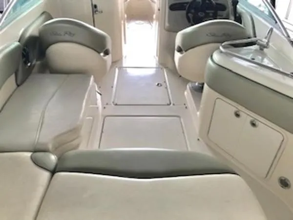 Slide: The Image of Sea Ray 26 Sundeck 2005 - 3