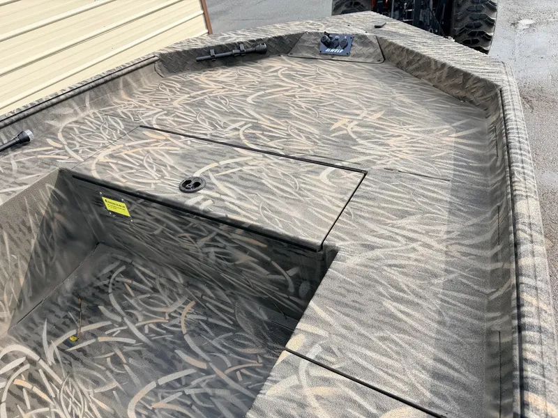 Slide: The Image of Alweld 1652 Invader 2026 - 8