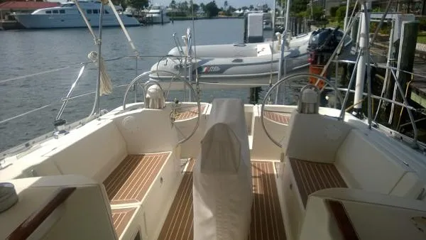 Slide: The Image of Beneteau 510 Oceanis 1992 - 9