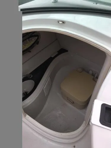 Slide: The Image of Crownline Boats 245 SS 2012 - 10