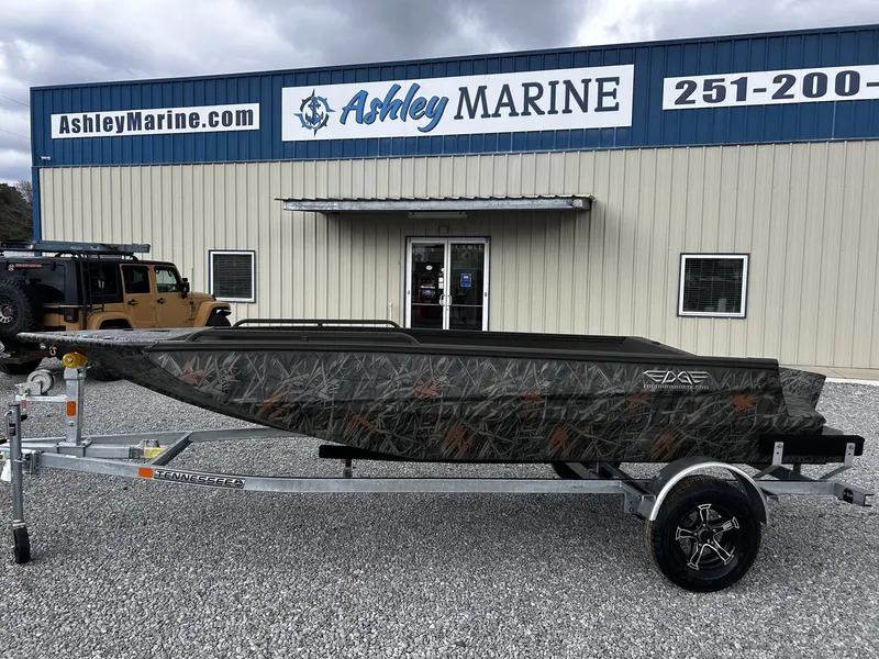 The Image of Edge Boats HSPD Series 1656DB 2026 - 1