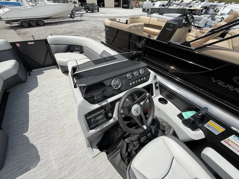 Slide: The Image of Viaggio Lago V-U 22 2026 - 4