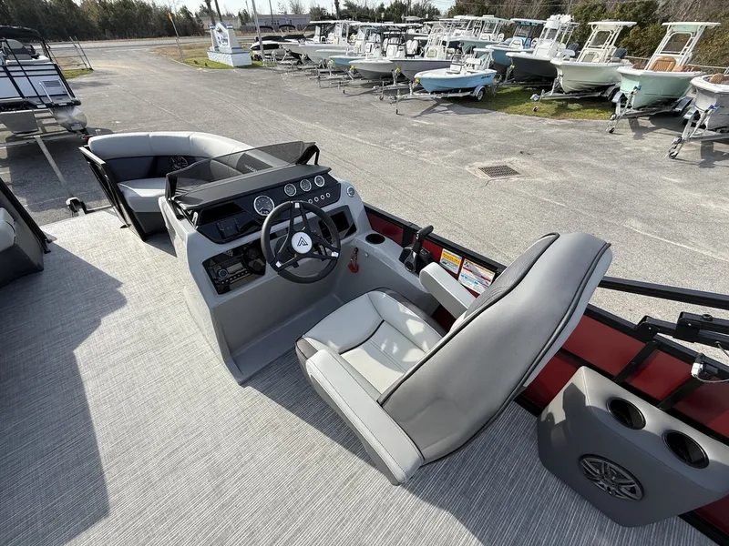 Slide: The Image of Viaggio Lago V 20 C 2026 - 8