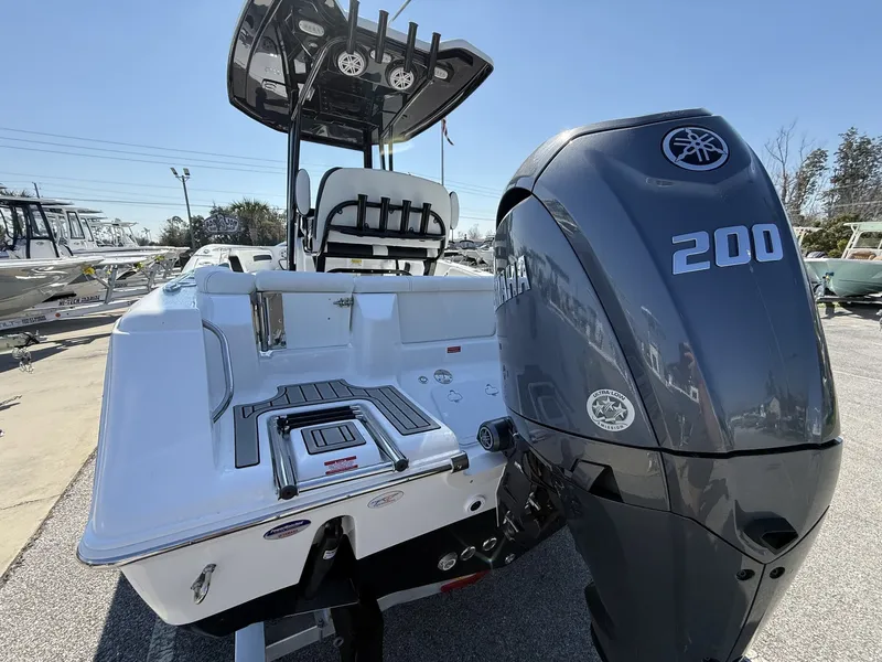 Slide: The Image of Tidewater 220 LXF 2026 - 3