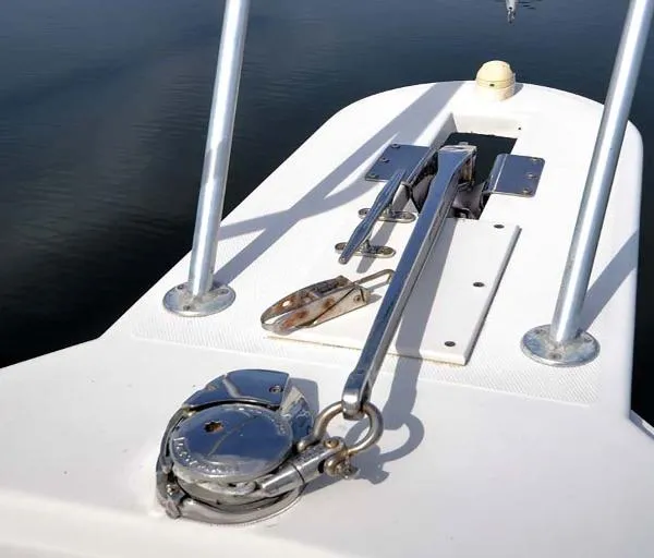 Slide: The Image of Mainship Pilot 2000 - 11