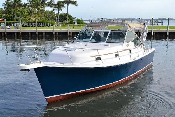 Slide: The Image of Mainship Pilot 2000 - 2