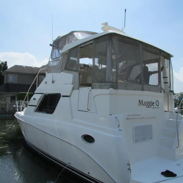 Slide: The Image of Silverton 352 Motor Yacht 2000 - 0