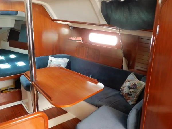 Slide: The Image of Beneteau Oceanis 321 1995 - 5