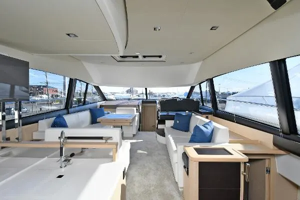 Slide: The Image of Prestige 500 Flybridge 2016 - 4