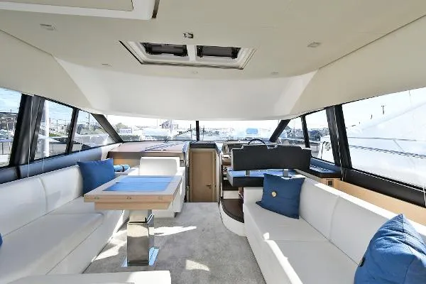 Slide: The Image of Prestige 500 Flybridge 2016 - 5