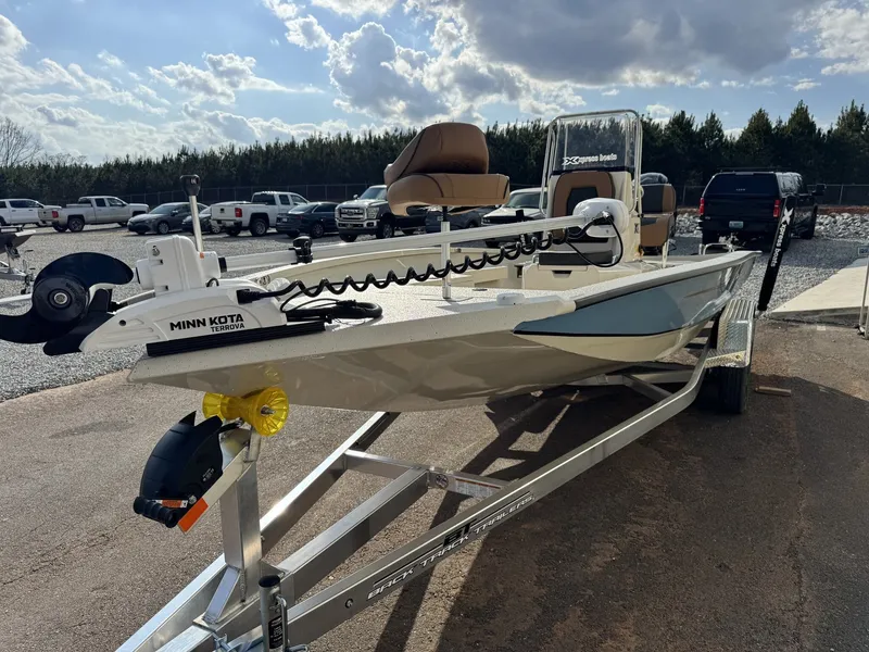 Slide: The Image of Xpress Hyper-Lift Series H22B-WITH TERROVA 2026 - 5