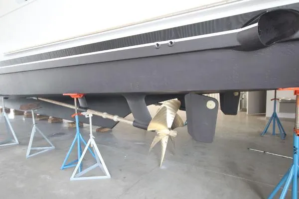 Slide: The Image of Hatteras 75 Cockpit Motor Yacht 2001 - 8