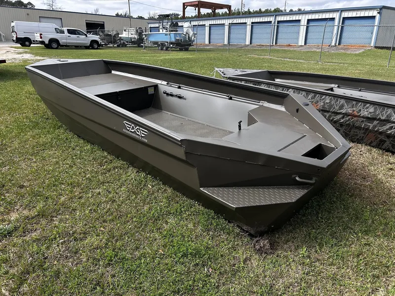 Slide: The Image of Edge Boats 1756DB 2026 - 6