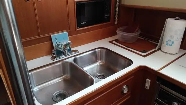 Slide: The Image of Grand Banks 42 Motoryacht 1990 - 5