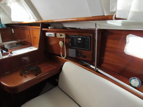 Slide: The Image of Beneteau 331 Oceanis 2001 - 8