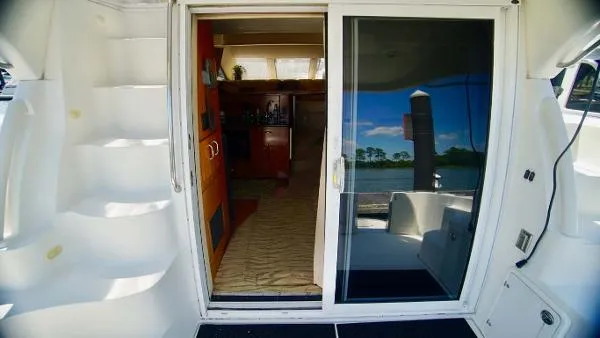 Slide: The Image of Carver Yachts 36 SS 2005 - 4