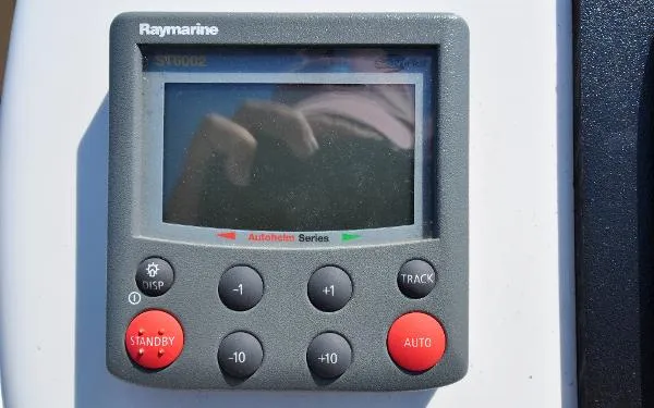 Slide: The Image of Sabre 34 Mk I 1980 - 10