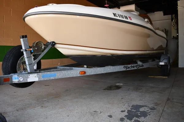 Slide: The Image of Sea-Doo Challenger 1800 1997 - 1