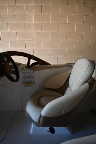 Slide: The Image of Sea-Doo Challenger 1800 1997 - 10