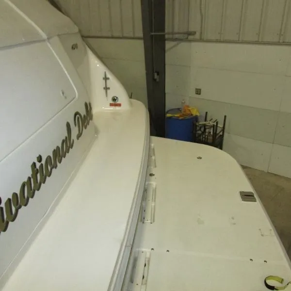 Slide: The Image of Sea Ray 450 Sundancer 1996 - 11