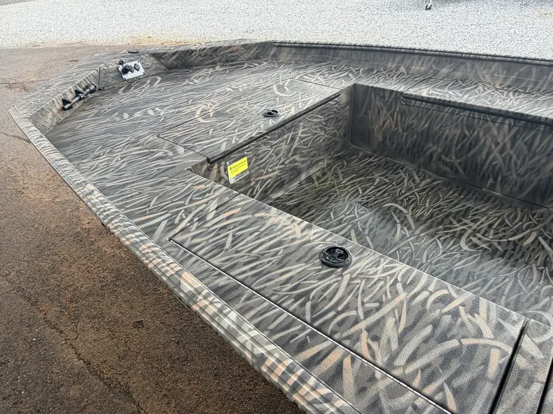 Slide: The Image of Alweld 756 INVADER 2026 - 12