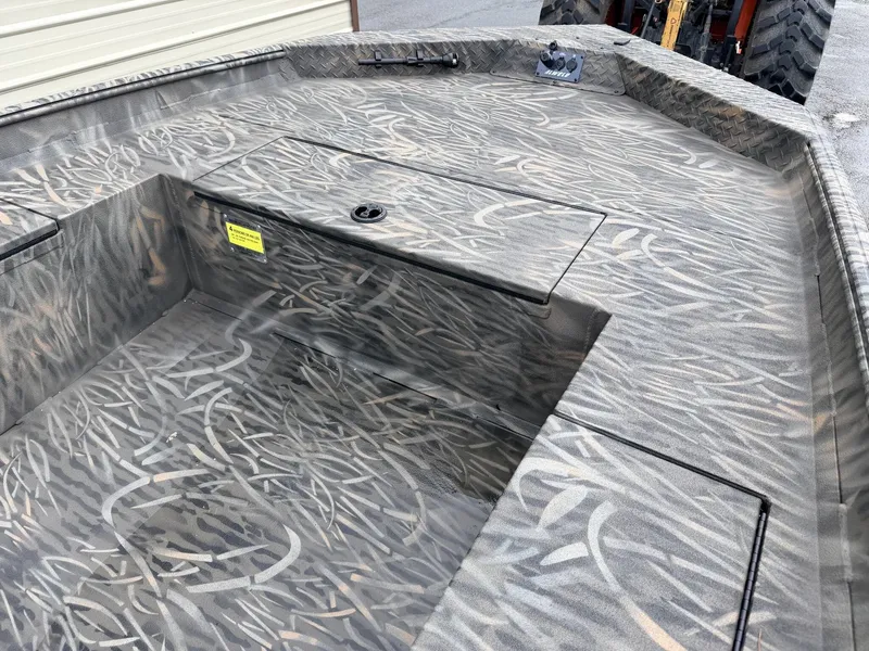 Slide: The Image of Alweld 756 INVADER 2026 - 4