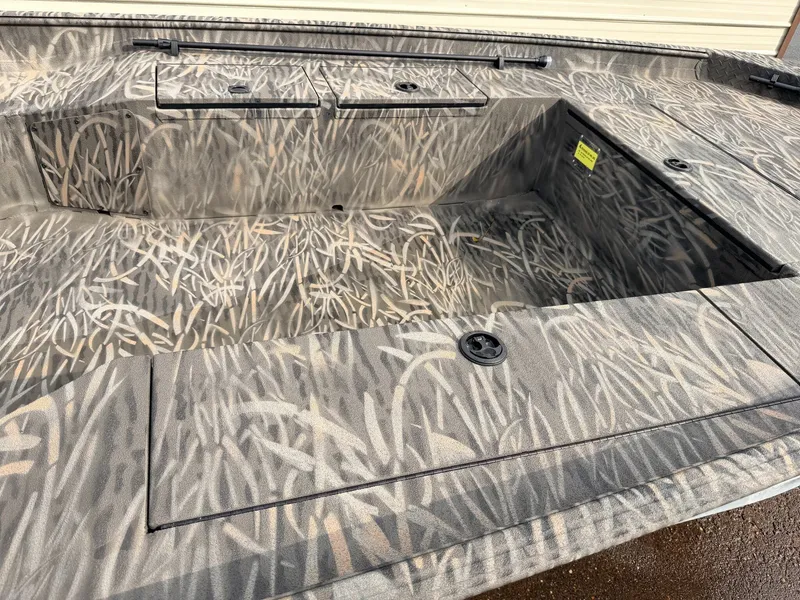 Slide: The Image of Alweld 1652 Invader 2026 - 7