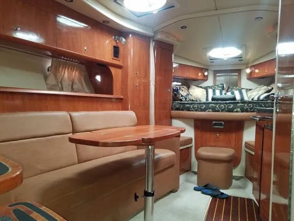 Slide: The Image of Four Winns 338 Vista Cruiser 2007 - 1