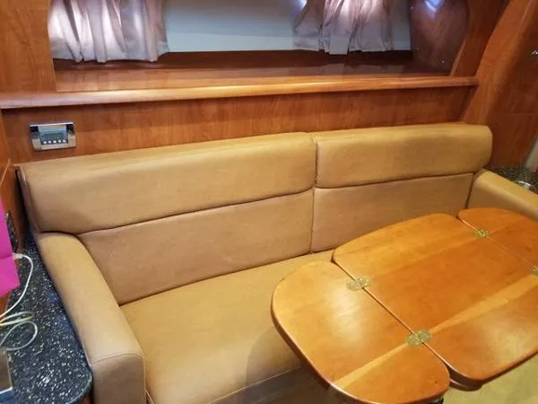 Slide: The Image of Four Winns 338 Vista Cruiser 2007 - 3
