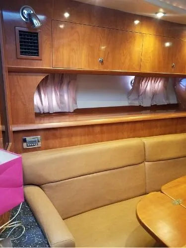 Slide: The Image of Four Winns 338 Vista Cruiser 2007 - 4