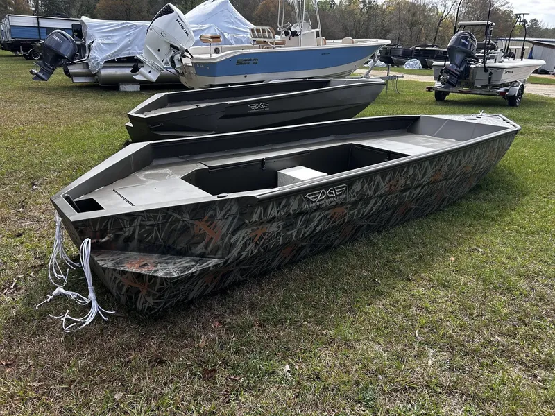Slide: The Image of Edge Boats HSPD Series 1756DB 2026 - 5