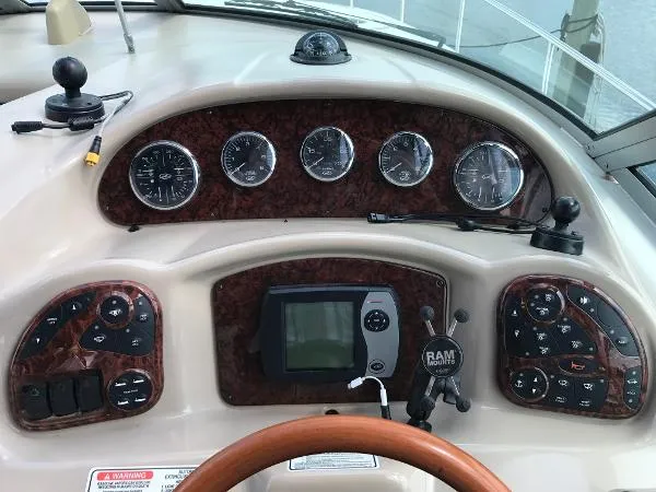 Slide: The Image of Sea Ray 340 Sundancer 2003 - 6