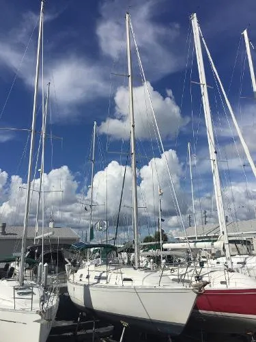 Slide: The Image of Beneteau Idylle 10.50 1986 - 1