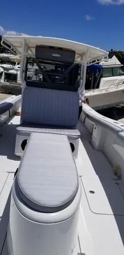 Slide: The Image of Yellowfin 36 Center Console 2003 - 1