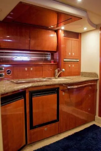 Slide: The Image of Sea Ray 390 Sundancer 2005 - 4