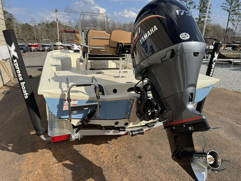 Slide: The Image of Xpress Hyper-Lift Series H22B-WITH TERROVA 2026 - 7