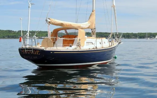 Slide: The Image of Islander YachtCraft 37 1974 - 1