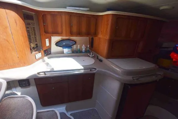 Slide: The Image of Chris-Craft 33 Express 2004 - 3
