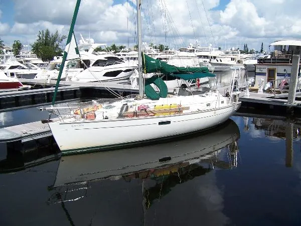Slide: The Image of Beneteau Oceanis CC 2000 - 1