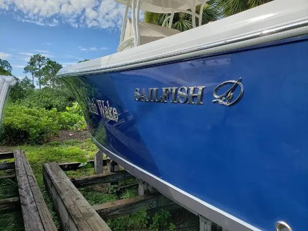 Slide: The Image of Sailfish 240 CC 2016 - 4