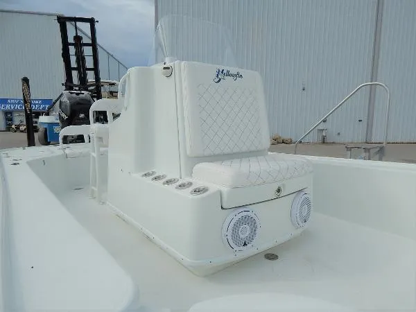 Slide: The Image of Yellowfin 24 Bay 2011 - 11