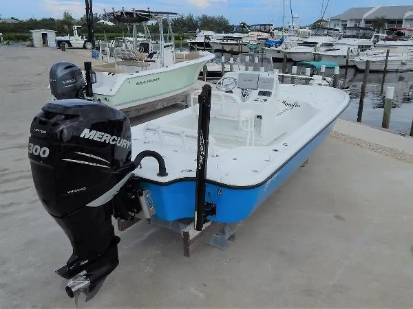 Slide: The Image of Yellowfin 24 Bay 2011 - 2