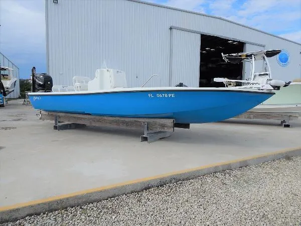 Slide: The Image of Yellowfin 24 Bay 2011 - 3