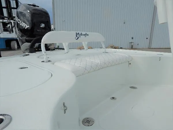 Slide: The Image of Yellowfin 24 Bay 2011 - 8
