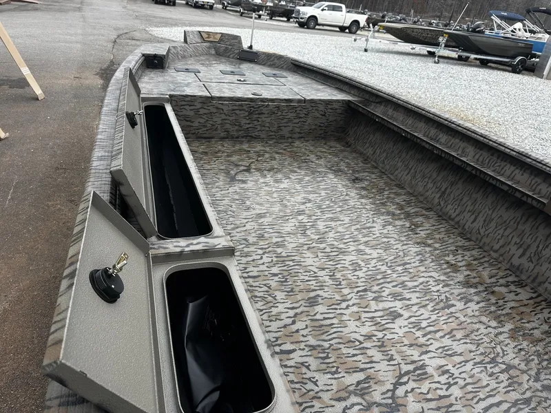 Slide: The Image of Xpress Hyper-Lift Duck Boat Series X18DB 2026 - 4