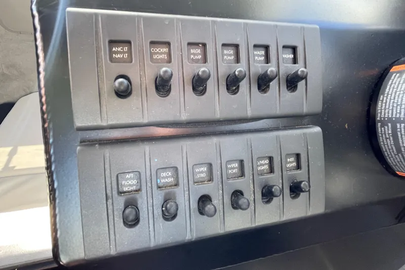 Slide: The Image of Simrad navigation display on 2017 Stabicraft 2500 Ultracab XL boat dashboard. - 52